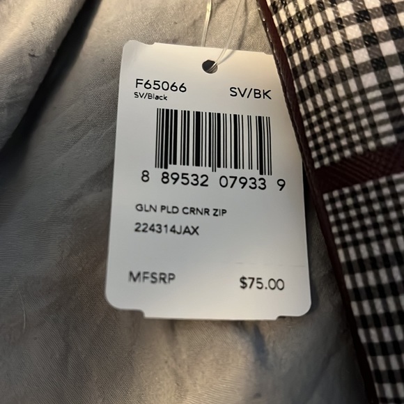 Coach Wristlet Plaid new with tags - Picture 3 of 3